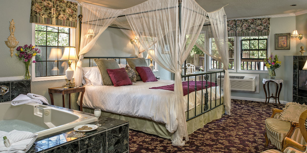 Candlelight Inn Napa, CA