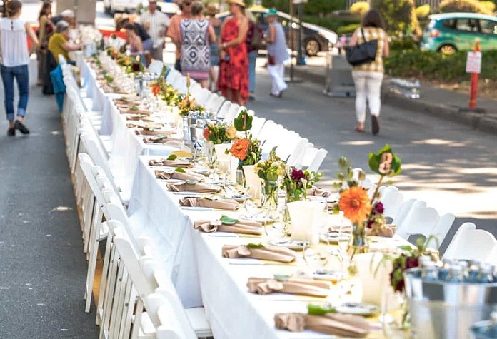 Harvest Table - Visit Calistoga