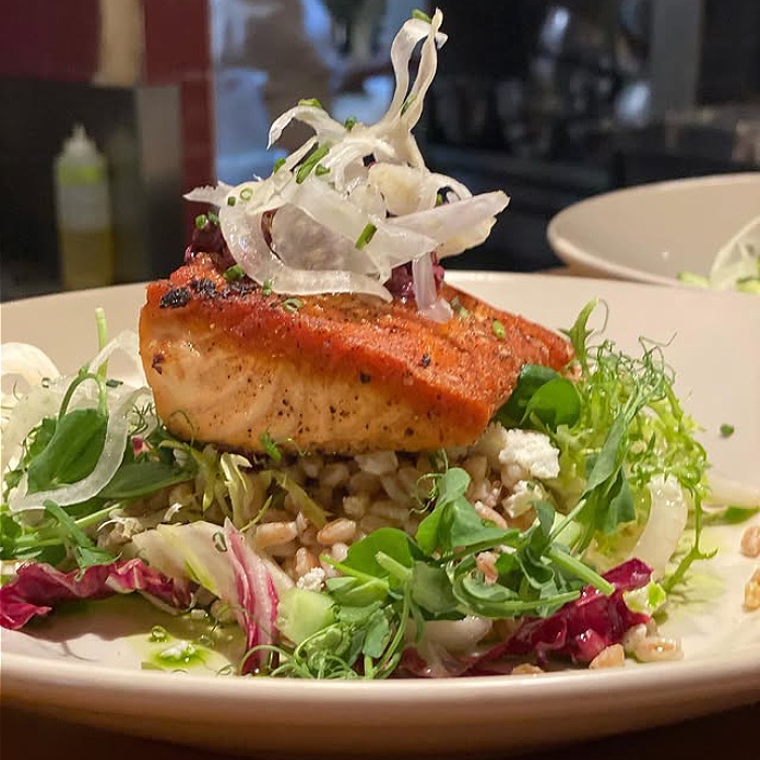 Underwood Bar & Bistro